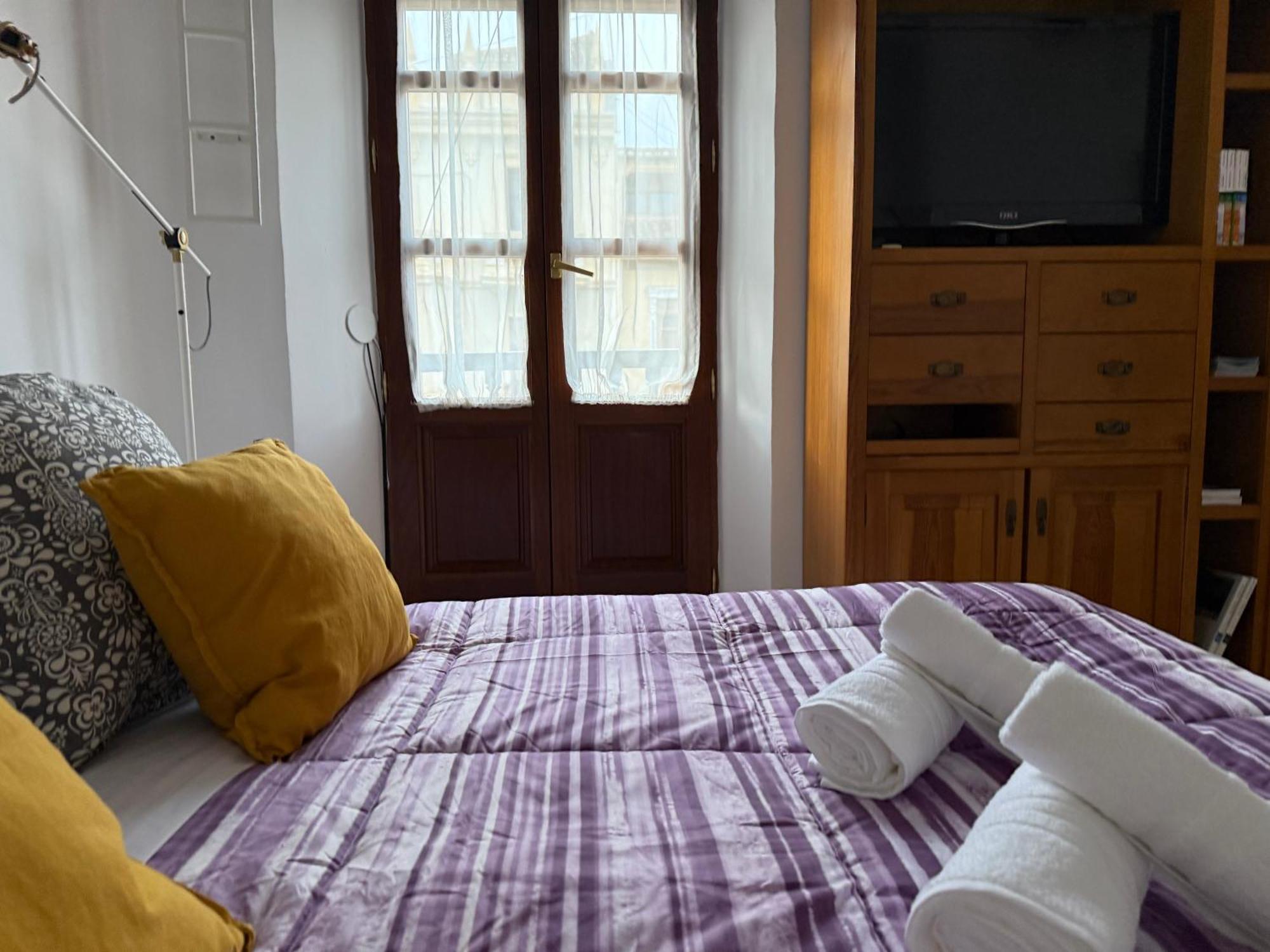 Cozy Studio 6 Min To Alhambra-2 Min To Cathedral Walking Granada Exterior photo
